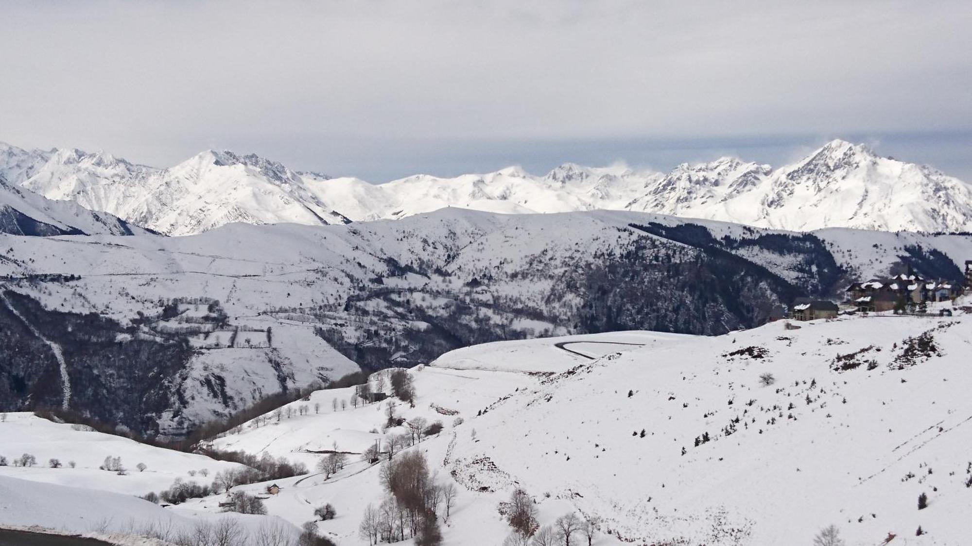 Apartament Le Cosy Pyrenees Pied De Pistes Serias Germ Zewnętrze zdjęcie